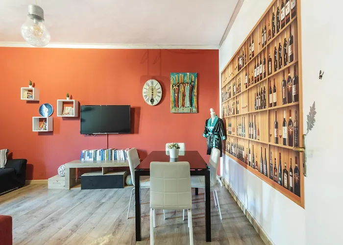Hostly-the Piramide Soul Roma-10min To Colosseum *