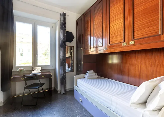 Hostly-the Piramide Soul Roma-10min To Colosseum Apartment